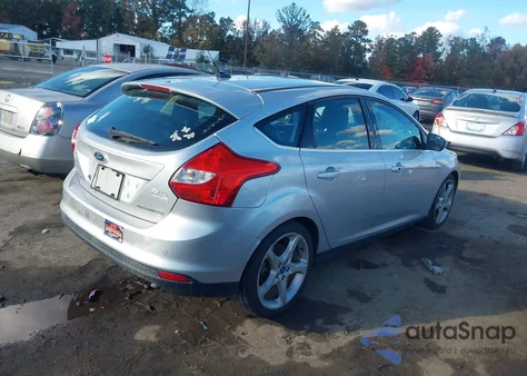2012 Ford Focus Titanium из США, поврежденный, VIN 1FAHP3N2XCL145002